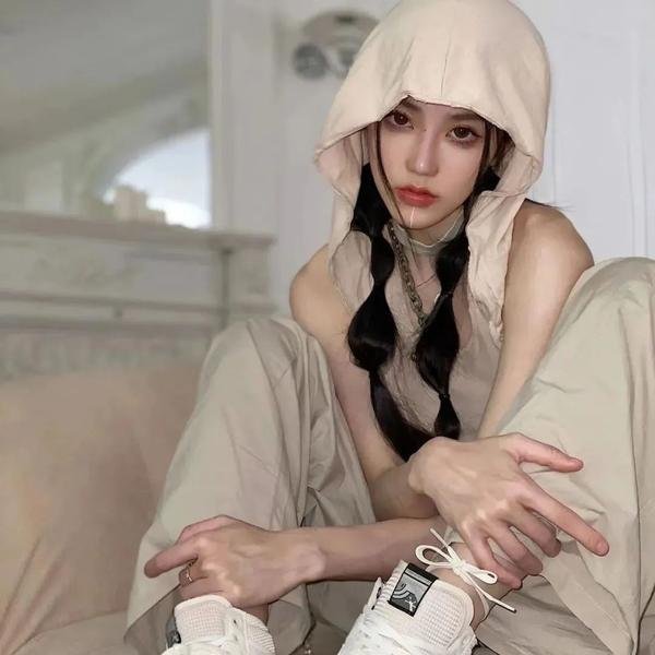 暴雨寒梅